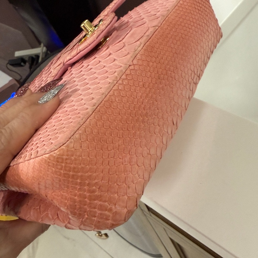 Auth very rare limited chanel PYTHON PINK  gold charm  Chain Shoulder Bag. - Picture 14 of 14
